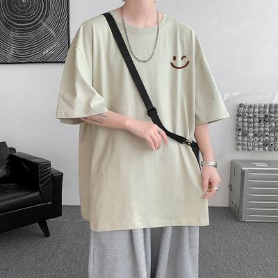 China Anti-wrinkle 2023 Aikesi new arrival printed oversized tshirt for men oversized drop shoulder tshirt men oversized tshirt for men for sale