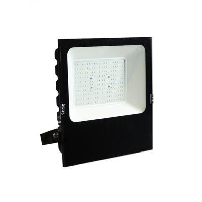 China Sports Stadiums China Supplier High Power Halogen Replacement ETL Led Flood Light for sale