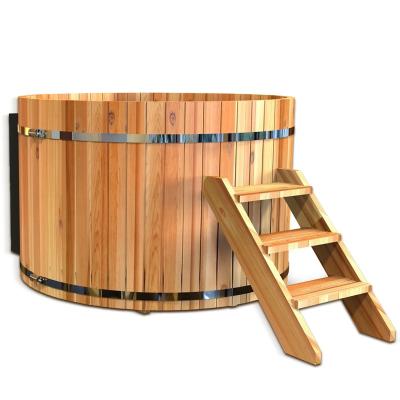 China Traditional Newest Popular Style Family Party Red Cedar Wood Bubble System Electric Spa Hot Tub for sale