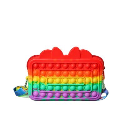 China Temperature resistance -40 â „ ƒ at 230â „ ƒ Convenient Push Bag High Quality Soft Silicone Silicone Rainbow Bag Messenger Bag for sale