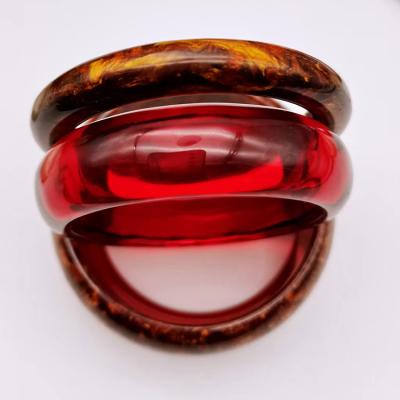 China Beautiful Chalcedony Red Atmosphere 2022 Product Round Bar Round Bar Border Hot-selling High-end Bracelet for sale