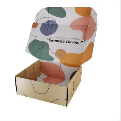 China Recyclable Wholesale Custom Recycled Cardboard Triangle Shape Luxury Marble Leopard Hair Eyelash Gift Paper Box For Packaging for sale