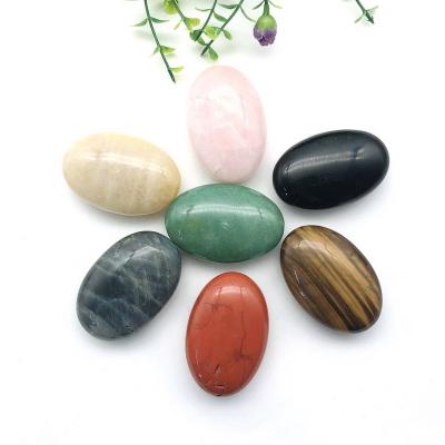 China Natural Europe Palm Stone Crystal Rainbow Moonstone Palm Stone and Rainbow Moonstone Gemstone Palm Stone for sale