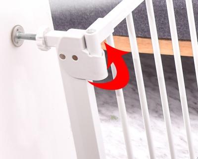 China Adjustable Dog Cat Fence, Stair Gate Metal Iron Silicone Baby Safety Gate High Strength Gate for Kids Safety Protect for sale