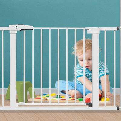 China Child Safety Guard Stairs Gate Baby Pet Safety Gate, Barrier For Kids Safe Gate Pets Dog Fence Exbsh088 for sale