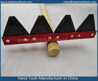 China wildfire rake-forest fire tool, 4 teeth rake with 60