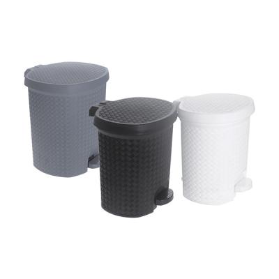 China Home Professional Pedal Dust Bin Cheap Plastic Waste Bin With Lid for sale