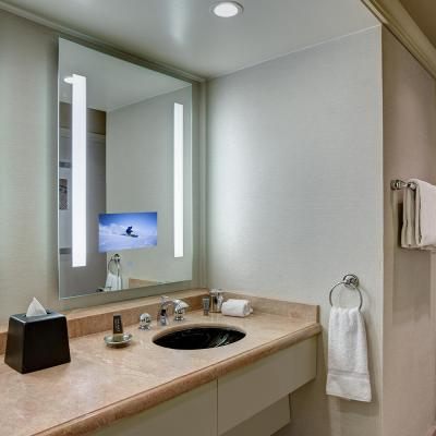 China Liteharbor Modern Smart Bathroom Mirror High Performance LED Mirror Light for sale