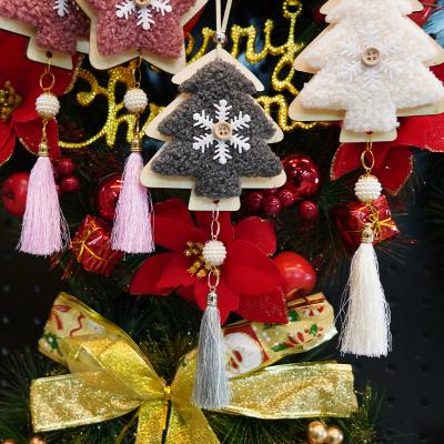 China Festival Stuff 2021 Custom Decorate Christmas Supplies Cute Plush Star Snowflake Shape Ornaments For Christmas Trees for sale