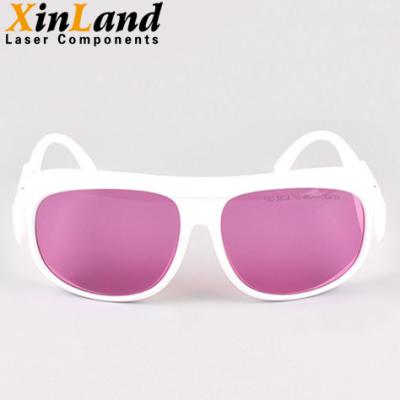 China gafas de seguridad de laser de 808nm 810nm OD4+ VLT el 60% especialmente para las gafas 190~380nm y 750~860nm del laser de Infared en venta