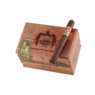 China Custom Handmade Cedar Wood Humidor Cigar Humidor Box Cigar Storage Cigar Humidor for sale