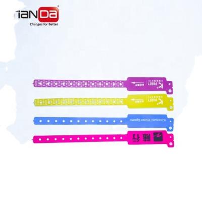 China Ask Dealer Concert Entertainment Wristband PVC Disposable Plastic Wristband PVC Wristband for sale