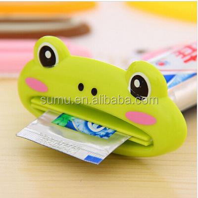 China Wholesale Hot Sustainable Creative Universal Plastic Tube Toothpaste Squeezer for sale