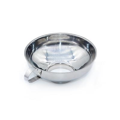 China Sustainable Stainless Steel Jam Jar Funnel With Handle Wide-Mouth Kitchen Canning Funnel for sale