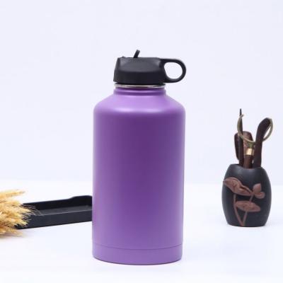 China Custom Stainless Steel Water Bottle Drinks Mouth Water Bottle Handle Carabiner Lid Viable Wholesale Insulated Wide Vacuum Bottle for sale