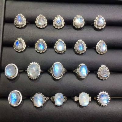 China 925 Silver Wholesale Romantic Crystal Jewelry Ring Blue Moonstone Ring For Decoration for sale