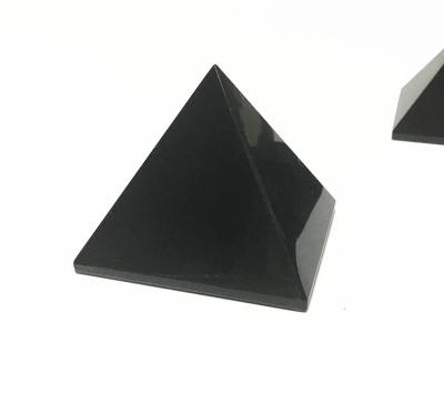 China China Wholesale Natural Obsidian Pyramid Crystal Quartz Healing Folk Crafts for Decoration for sale