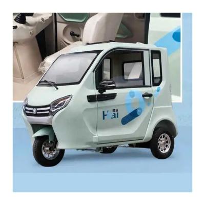 China Triciclo eléctrico para adultos de 3 ruedas con cabina y millaje de conducción de 50-70 km en venta