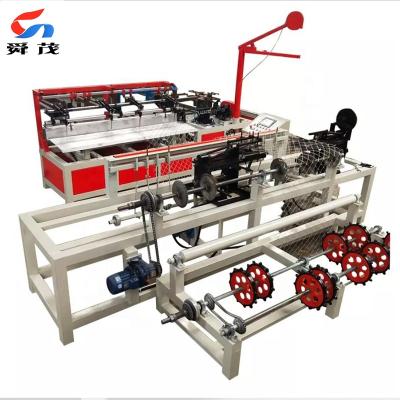 China Full Automatic Production Chain Link Barrier Road Diamond Mesh Chain Link Fence Making Machine for sale