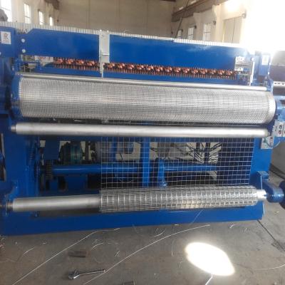 China 2021 Hot Selling High Speed ​​And Low Noise Panel Or Roll Mesh Welding Machine Steel Welded Wire Mesh Netting Machine for sale