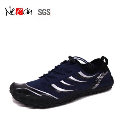 China Summer Swimming Beach Man's Aqua Shoes Anti-Slippery Water Walking Shoes for sale