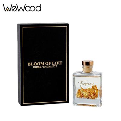 China Fashionalbe Wholesale Flowers Packaging Luxury Wooden Perfume Cap Salt Glass Bottles Perfume Diffuser for sale