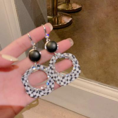 China New Fashion 2022 TRENDY Geometric Black White Leather Checkerboard Circle Dangle Earring For Women for sale