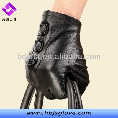 China 3 buttons 100% leather gloves fashion men high quality black sheepskin leather gloves with buttons leather gloves wholesale for sale