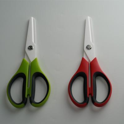 China Durable ABS Handle Ceramic Blade Scissors Baby Food Accessories for sale