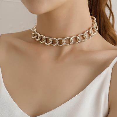 China Hiphop Retro Silver Gold Punk Women's Acrylic Cuban Chain Necklace Twist Chain Necklace For Women for sale