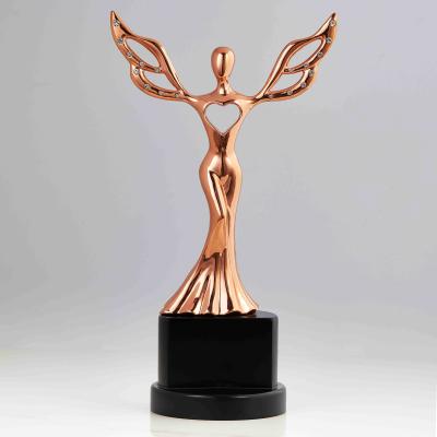 China Wholesale Europe Angel Award Bestselling Crystal Trophy For Souvenirs Gifts for sale