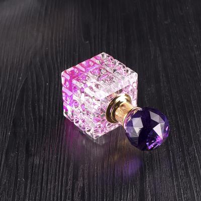 China Europe Crystal Material And Business Gift Use Crystal Perfume Bottle In China for sale