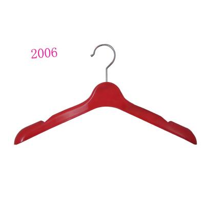 China SHOW Gold Supplier Wire Hook Red Rubber Coated Hangers Stand for sale