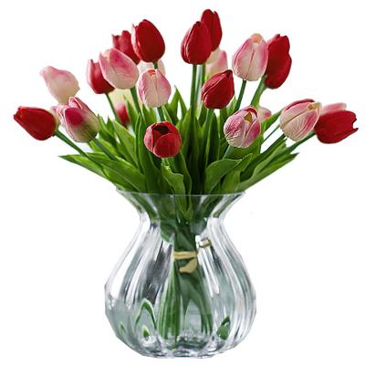 China Fashion Real Touch Latex Flowers Tulips Plastic Artificial Flower Bouquet Bridal Bouquet Decorate Flowers For Wedding for sale