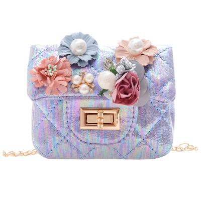 China Fashion European Fashionable Girls Cute Laser Flower Candy Handbags Multicolor Chain Children Girl Shoulder Bag for sale