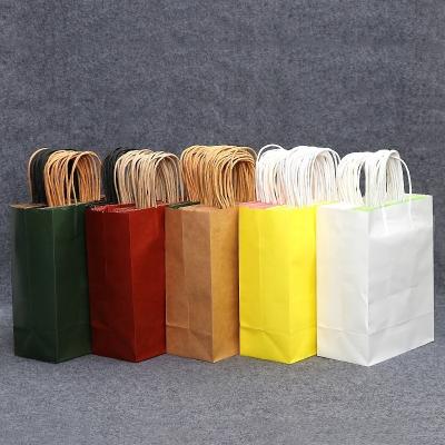 China OEM Recyclable Custom Paper Candy Bags Gift With Handle For Birthday , Party Paper Bag for sale