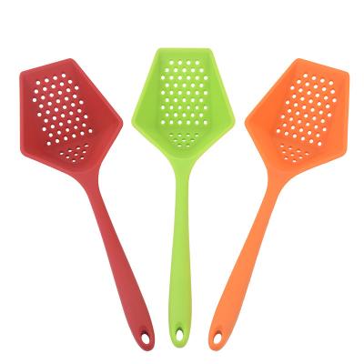 China Useful Kitchen Stocked Food Grade Integrated Silica Gel Ice Shovel Water Leak Silicone Shovel Kitchen Tools for sale