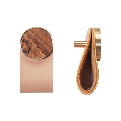 China Real Handle Modern Nordic Brass Cowhide Leather Knob Suitable for Kitchen and Bedroom Drawers LT-0485 for sale