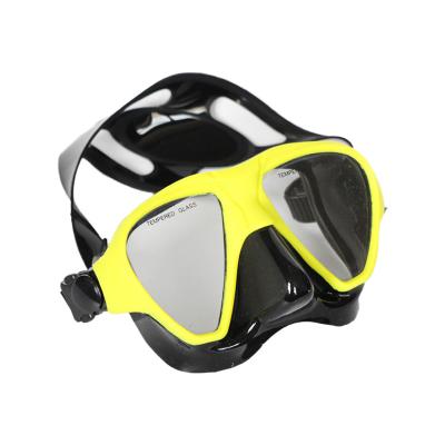 China Sealed Adult Anti Fog Diving Goggles Tempered Glass Snorkeling Mask for sale