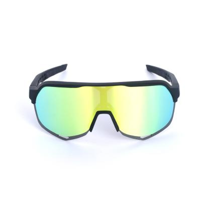 Chine La lentille interchangeable faite sur commande a polarisé des lunettes de soleil de sport pour l'équitation de bicyclette de vélo à vendre