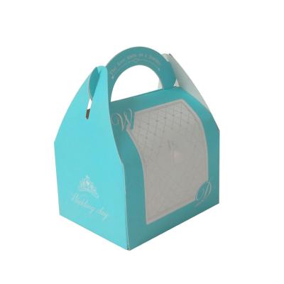 China Recyclable Kraft Paper Handbag For Candy Cookie Packing Case Wedding Party Gift Box With Handle for sale