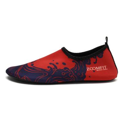 中国 Outdoor Women Aqua Shoes Anti Slip Outsole Ladies Water Shoes 販売のため