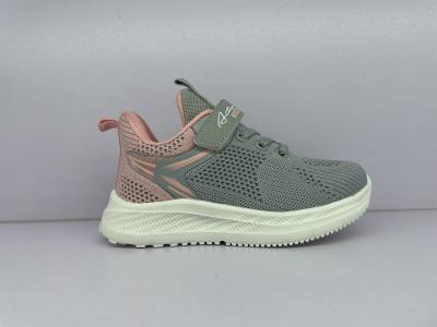 China Zapatos de carreras unisex para jóvenes cómodos con material de suela interior EVA en venta