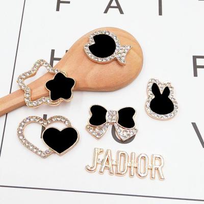 China Clog Charm 2021 Fashion Accessories Custom Bling Flower Bee Crystal Rhinestone Designer Decoration Shoe Charm For Shoes DIY Wholesale Bulk for sale