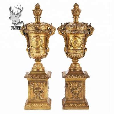 China New Style Traditional Cast Iron Vase Antique Bronze Statue For Home Decoration for sale