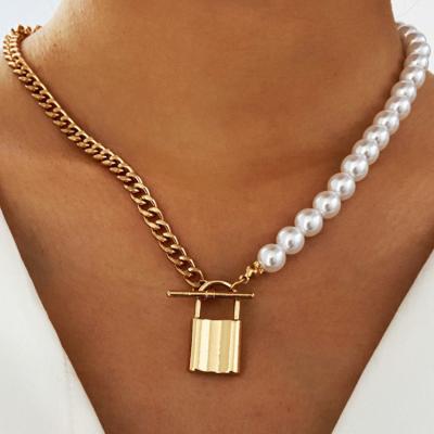 China Charming Romantic Pearl Necklace Pendant Lock Jewelry 18k Gold Plated Silver Necklace For Girls Jewelry for sale