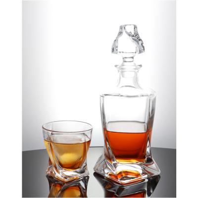 China High quality Twist Whisckey Decanter Tumbler set Crystal glass Wine decanter and cups gift set for sale