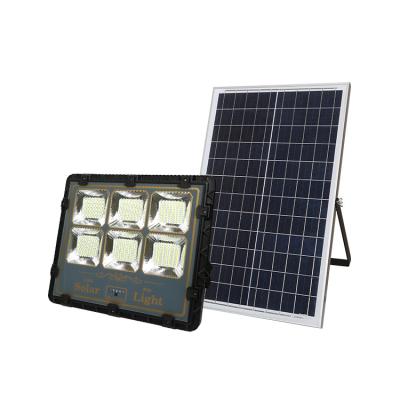 China ROUTE 6500K 50w Flood Light Die-Cast Aluminum Solar Flood Light with Polysilicon Solar Panel for sale