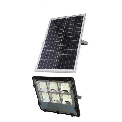 China ROAD IP66 LED Solar Flood Light 120W Wall 120 Degree Beam Angle Solar Flood Light for sale