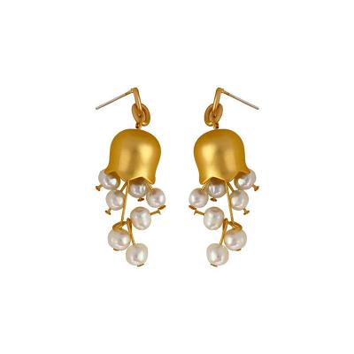 China FASHIONABLE Image Lily of the Valley 2023 Vintage France Freshwater Pearl Hugging Earrings Women's Jewelry Design Jewelry Pattern For Woman for sale